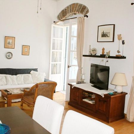 Ferienwohnung Magdalene'S House Poros Town Exterior foto